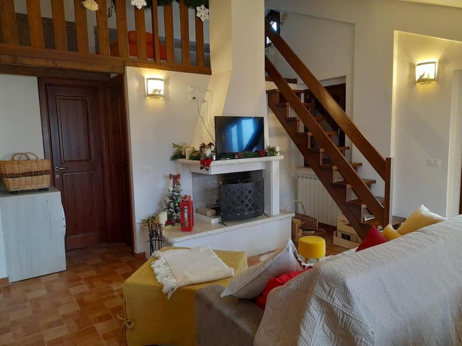 Appartamento Il Nido Castel Di Sangro Esterno foto